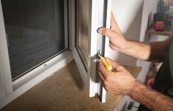 Cost of Dual Pane Window Repair in Jupiter