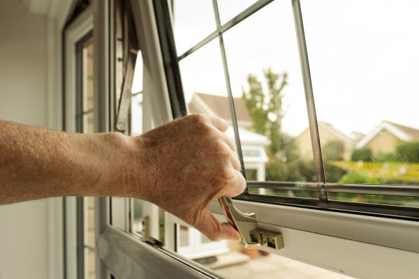 Window Hinge Repair in Jupiter